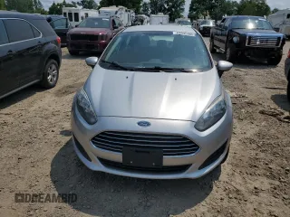 2015 Ford Fiesta S z VIN 3FADP4AJ3FM219154, wystawiony jako Copart lot #63342465 z przebiegiem 104 119 mil mil oraz Czysty tytuł • Clean title. Historia ofert i sprzedaży dostępna na DreamBid. Obrazek 5.