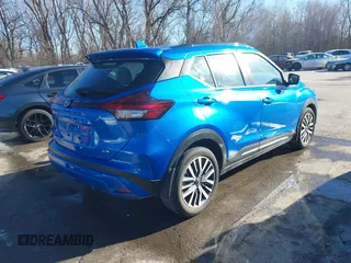 2024 Nissan Kicks SR with VIN 3N1CP5DV3RL495793, listed as a IAAI auction lot 41077823 with 17,252 mi miles and . Bid and sale history available at DreamBid. Image 4.