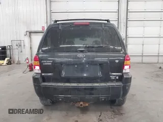 2007 Ford Escape Limited with VIN 1FMYU94187KA50511, listed as a IAAI auction lot 41460784 with 161,946 mi miles. Bid and sale history available at carsss.com. Image 16.