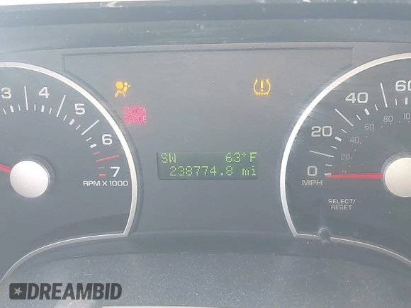 2008 Ford Explorer XLT with VIN 1FMEU73E88UA75121, listed as a IAAI auction lot 41714427 with 238,774 mi miles and . Bid and sale history available at carsss.com. Image 7.