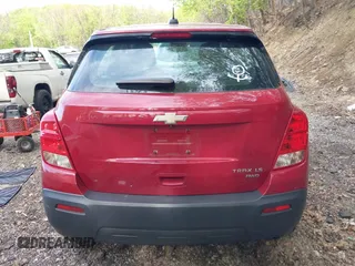 2015 Chevrolet Trax LS z VIN KL7CJPSB0FB198204, wystawiony jako IAAI lot #42237830 z przebiegiem 137 569 mil mil oraz . Historia ofert i sprzedaży dostępna na DreamBid. Obrazek 16.