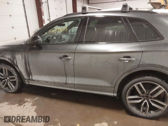 2019 Audi SQ5 Premium Plus z VIN WA1B4AFY1K2097033, wystawiony jako IAAI lot #41433068 z przebiegiem 47 730 mil mil oraz . Historia ofert i sprzedaży dostępna na DreamBid. Obrazek 15.