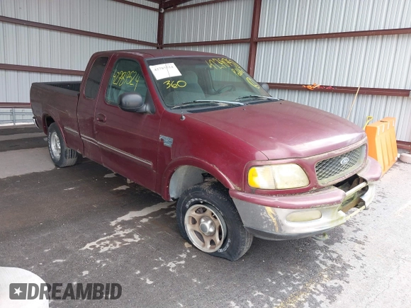 1998 Ford F-150 z VIN 1FTZX18W3WKA49854, wystawiony jako IAAI lot #42787524 z przebiegiem 157 124 mil mil oraz . Historia ofert i sprzedaży dostępna na DreamBid. Obrazek 1.