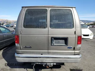 2003 Ford Econoline Passenger XL с VIN 1FBNE31L63HA37971, выставлен на аукционе Copart как лот 78620684 с пробегом 108 997 миль миль и Списание • Salvage title. История ставок и продаж доступна на DreamBid. Изображение 6.