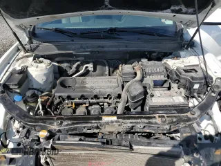 2010 Hyundai Santa Fe GLS z VIN 5NMSG3AB5AH334337, wystawiony jako Copart lot #52782255 z przebiegiem 261 038 mil mil oraz Nie do naprawy • Non repairable. Historia ofert i sprzedaży dostępna na DreamBid. Obrazek 12.