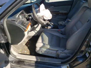 2012 Honda Accord EX-L z VIN 1HGCP3F88CA019127, wystawiony jako Copart lot #46450835 z przebiegiem Nie podano mil oraz Szkoda całkowita • Salvage title. Historia ofert i sprzedaży dostępna na DreamBid. Obrazek 7.