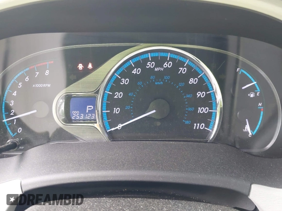 2012 Toyota Sienna XLE AAS with VIN 5TDYK3DC4CS216437, listed as a IAAI auction lot 42550624 with 253,123 mi miles and . Bid and sale history available at DreamBid. Image 7.
