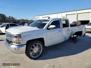 2019 Chevrolet Silverado 1500 LD LT with VIN 2GCRCPEC9K1143546, listed as a Copart auction lot 88503715 with NaN miles and Salvage Title. Bid and sale history available at carsss.com. Image 1.
