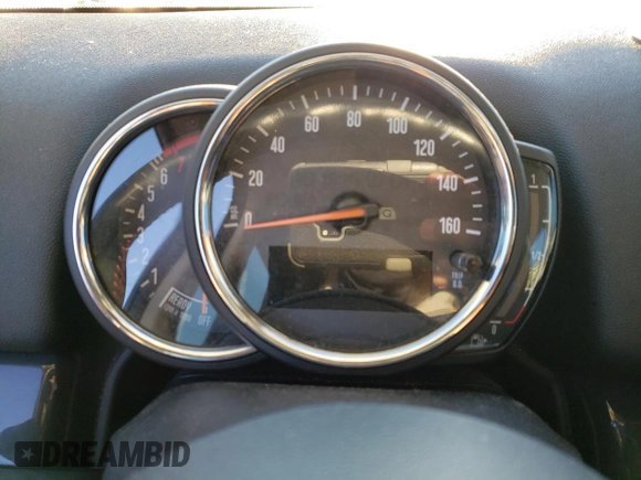 2019 MINI Countryman Cooper S z VIN WMZYT3C55K3E94296, wystawiony jako Copart lot #87533315 z przebiegiem Nie podano mil oraz Szkoda całkowita • Salvage title. Historia ofert i sprzedaży dostępna na DreamBid. Obrazek 9.