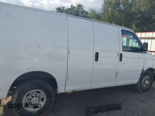 2013 Chevrolet Express Cargo with VIN 1GCWGFBA6D1185850, listed as a IAAI auction lot 40965967 with 165,641 mi miles and . Bid and sale history available at DreamBid. Image 13.