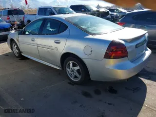 2004 Pontiac Grand Prix GT1 with VIN 2G2WP522741314535, listed as a IAAI auction lot 41398760 with 210,183 mi miles. Bid and sale history available at carsss.com. Image 3.