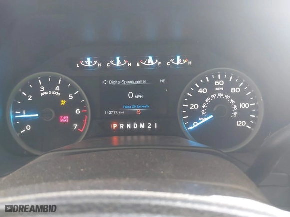 2015 Ford F-150 XLT with VIN 1FTFX1EF7FFA94960, listed as a IAAI auction lot 40268057 with 143,717 mi miles. Bid and sale history available at carsss.com. Image 7.