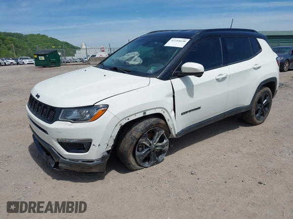 2019 Jeep Compass Latitude z VIN 3C4NJDBB1KT629829, wystawiony jako IAAI lot #42244638 z przebiegiem 111 566 mil mil oraz . Historia ofert i sprzedaży dostępna na DreamBid. Obrazek 17.