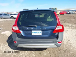 2010 Volvo XC70 3.2L with VIN YV4960BZ5A1078719, listed as a IAAI auction lot 41697871 with 115,608 mi miles and . Bid and sale history available at DreamBid. Image 17.