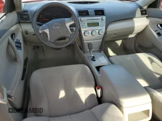 2008 Toyota Camry LE z VIN 4T1BE46K18U229183, wystawiony jako Copart lot #60221085 z przebiegiem 131 149 mil mil oraz Szkoda całkowita • Salvage title. Historia ofert i sprzedaży dostępna na DreamBid. Obrazek 8.