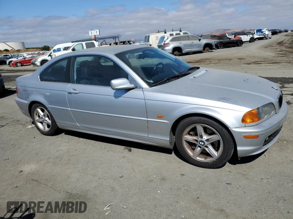 2002 BMW 3 Series 325Ci with VIN WBABN33462JW60287, listed as a Copart auction lot 71660324 with 0 mi miles and Clean Title. Bid and sale history available at carsss.com. Image 4.