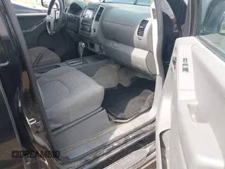 2017 Nissan Frontier Pro-4X with VIN 1N6AD0EV8HN714340, listed as a IAAI auction lot 42474751 with 99,554 mi miles and . Bid and sale history available at DreamBid. Image 5.