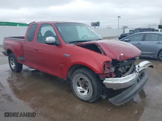 2000 Ford F-150 Work Series with VIN 1FTRX07W2YKA56826, listed as a IAAI auction lot 41527865 with 1 mi miles. Bid and sale history available at carsss.com. Image 1.