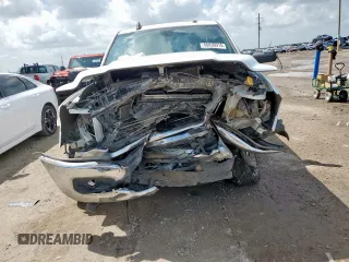 2024 Ram 2500 Big Horn z VIN 3C6UR5DL2RG105664, wystawiony jako Copart lot #60830915 z przebiegiem 53 811 mil mil oraz Szkoda całkowita • Salvage title. Historia ofert i sprzedaży dostępna na DreamBid. Obrazek 5.