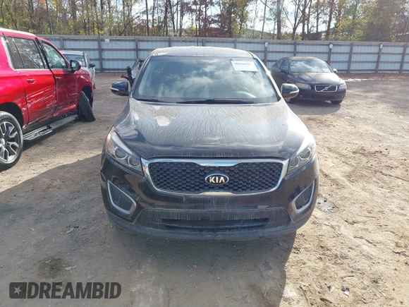 2018 Kia Sorento LX with VIN 5XYPG4A32JG350672, listed as a IAAI auction lot 40830917 with 82,437 mi miles. Bid and sale history available at carsss.com. Image 12.