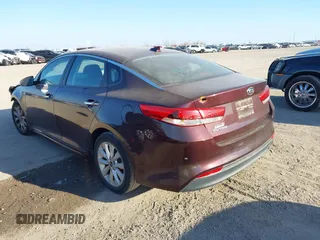 2016 Kia Optima LX z VIN 5XXGT4L36GG001942, wystawiony jako IAAI lot #41236894 z przebiegiem 125 376 mil mil oraz . Historia ofert i sprzedaży dostępna na DreamBid. Obrazek 3.