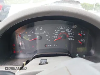 2008 Ford F-150 XL с VIN 1FTPX12V68KC87448, выставлен на аукционе IAAI как лот 42648607 с пробегом 322 426 миль миль и . История ставок и продаж доступна на DreamBid. Изображение 7.