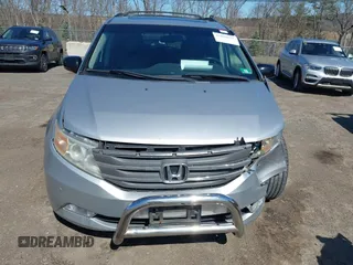 2012 Honda Odyssey Touring with VIN 5FNRL5H93CB042392, listed as a IAAI auction lot 41859533 with 169,141 mi miles. Bid and sale history available at carsss.com. Image 12.