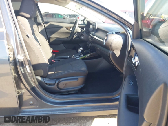 2019 Kia Forte S with VIN 3KPF34AD4KE067673, listed as a IAAI auction lot 41347123 with 161,405 mi miles. Bid and sale history available at carsss.com. Image 5.