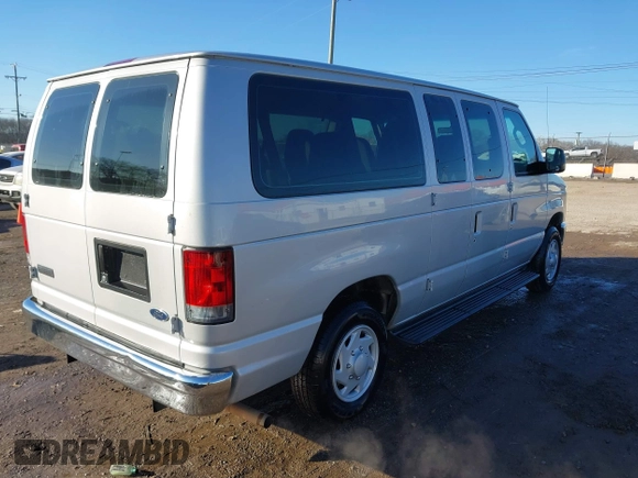 2008 Ford Econoline Passenger XL with VIN 1FMNE11W38DB13134, listed as a IAAI auction lot 41421017 with 191,764 mi miles and . Bid and sale history available at DreamBid. Image 4.