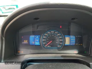 2010 Ford Fusion Hybrid с VIN 3FADP0L34AR129353, выставлен на аукционе Copart как лот 58310725 с пробегом 237 662 миль миль и Списание • Salvage title. История ставок и продаж доступна на DreamBid. Изображение 9.