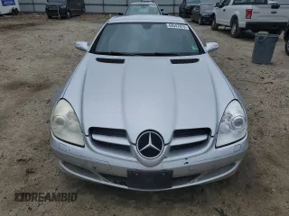 2006 Mercedes-Benz SLK 350 with VIN WDBWK56F06F104456, listed as a Copart auction lot 62647875 with 140,892 mi miles and Clean title. Bid and sale history available at DreamBid. Image 5.
