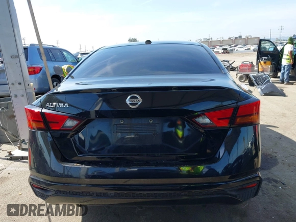 2019 Nissan Altima S with VIN 1N4BL4BV0KN323816, listed as a IAAI auction lot 42081799 with 117,230 mi miles and . Bid and sale history available at carsss.com. Image 17.