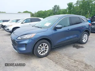 2020 Ford Escape SE z VIN 1FMCU9G6XLUC68241, wystawiony jako IAAI lot #42445888 z przebiegiem 39 712 mil mil oraz . Historia ofert i sprzedaży dostępna na DreamBid. Obrazek 2.