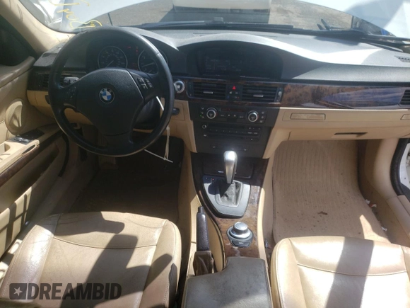 2008 BMW 3 Series 328xi with VIN WBAVC73528KP38456, listed as a Copart auction lot 54855785 with 267,668 mi miles and Clean title. Bid and sale history available at DreamBid. Image 8.