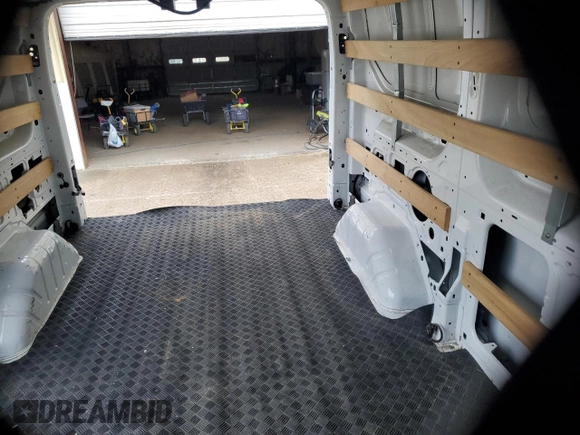 2024 Ford Transit Cargo with VIN 1FTBR1Y88RKA62925, listed as a Copart auction lot 59624425 with 15,657 mi miles and Salvage title. Bid and sale history available at DreamBid. Image 10.