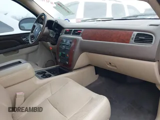 2014 Chevrolet Tahoe LT with VIN 1GNSCBE08ER106419, listed as a IAAI auction lot 41789896 with 99,420 mi miles and . Bid and sale history available at DreamBid. Image 5.