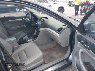 2004 Acura TSX with VIN JH4CL96824C031159, listed as a IAAI auction lot 42352099 with 151,547 mi miles and . Bid and sale history available at DreamBid. Image 5.