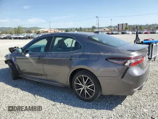 2022 Toyota Camry SE with VIN 4T1G11AK4NU684242, listed as a Copart auction lot 52461515 with 53,933 mi miles and Salvage Title. Bid and sale history available at DreamBid. Image 2.