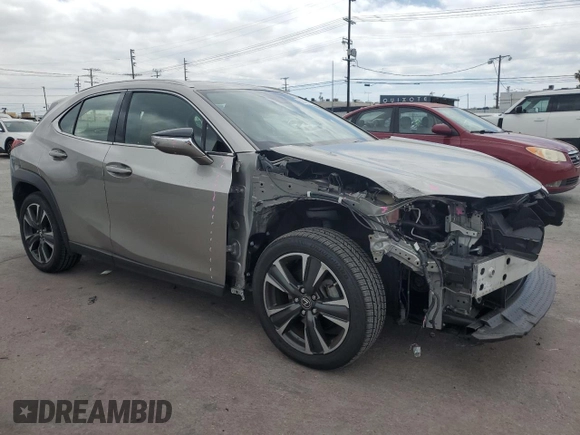 2019 Lexus UX 200 z VIN JTHY3JBH2K2017553, wystawiony jako Copart lot #52984105 z przebiegiem 22 187 mil mil oraz Szkoda całkowita • Salvage title. Historia ofert i sprzedaży dostępna na DreamBid. Obrazek 4.