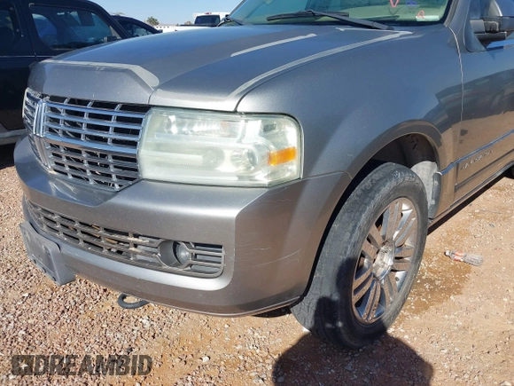 2008 Lincoln Navigator with VIN 5LMFU28548LJ00213, listed as a IAAI auction lot 41846489 with 1 mi miles. Bid and sale history available at carsss.com. Image 6.