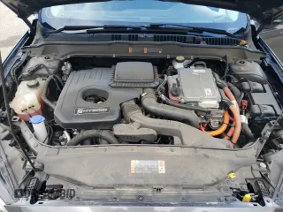 2019 Ford Fusion Hybrid SE with VIN 3FA6P0LU1KR200155, listed as a Copart auction lot 42598013 with 61,762 mi miles. Bid and sale history available at carsss.com. Image 11.
