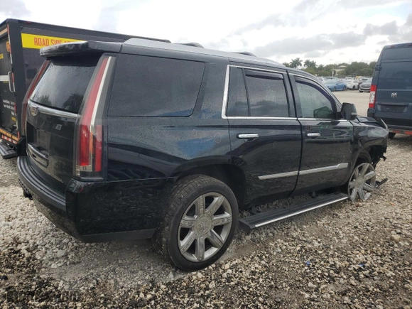 2018 Cadillac Escalade Premium Luxury with VIN 1GYS4CKJ3JR305195, listed as a Copart auction lot 43159425 with 147,077 mi miles and Salvage Title. Bid and sale history available at carsss.com. Image 3.