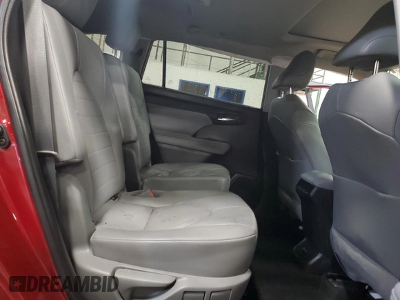 2021 Toyota Highlander XLE with VIN 5TDGZRBHXMS546223, listed as a Copart auction lot 57994635 with 69,413 mi miles and Salvage title. Bid and sale history available at DreamBid. Image 11.