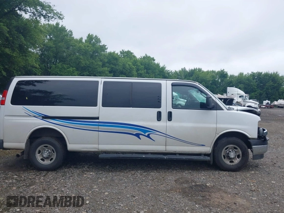 2019 Chevrolet Express Passenger LT с VIN 1GAZGPFG0K1178867, выставлен на аукционе IAAI как лот 42593780 с пробегом 247 989 миль миль и . История ставок и продаж доступна на DreamBid. Изображение 13.
