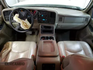 2004 Chevrolet Suburban Z71 with VIN 3GNFK16ZX4G119022, listed as a Copart auction lot 43548145 with 174,143 mi miles and Salvage Title. Bid and sale history available at carsss.com. Image 8.