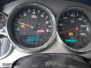 2007 Chevrolet Silverado 1500 LS with VIN 2GCEK13C671589369, listed as a IAAI auction lot 41894280 with 226,687 mi miles. Bid and sale history available at carsss.com. Image 7.
