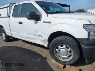 2017 Ford F-150 XL with VIN 1FTEX1CG0HKC30914, listed as a IAAI auction lot 42013147 with 40,279 mi miles. Bid and sale history available at carsss.com. Image 6.