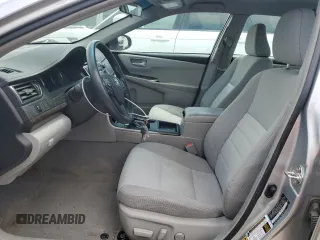 2017 Toyota Camry XLE z VIN 4T1BF1FKXHU756974, wystawiony jako Copart lot #55002515 z przebiegiem 68 858 mil mil oraz Szkoda całkowita • Salvage title. Historia ofert i sprzedaży dostępna na DreamBid. Obrazek 7.