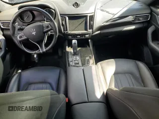 2020 Maserati Levante S z VIN ZN661YUA6LX344645, wystawiony jako Copart lot #57919275 z przebiegiem Nie podano mil oraz Czysty tytuł • Clean title. Historia ofert i sprzedaży dostępna na DreamBid. Obrazek 8.