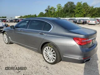 2018 BMW 7 Series 740i with VIN WBA7E2C56JG741634, listed as a Copart auction lot 61530123 with 82,207 mi miles. Bid and sale history available at carsss.com. Image 2.